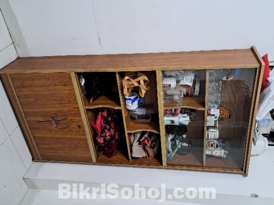 শো-কেস বাসা পরিবর্তনের কারণে জরুরি ভিত্তিতে বিক্রি করা হবে